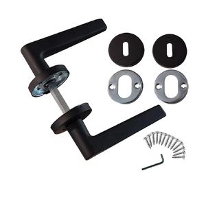 Yale Manija Venecia Negra