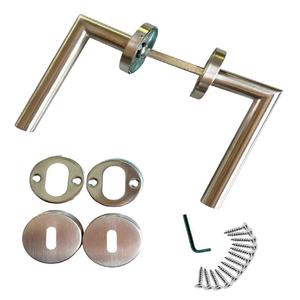 Yale Manija Milan Plateada