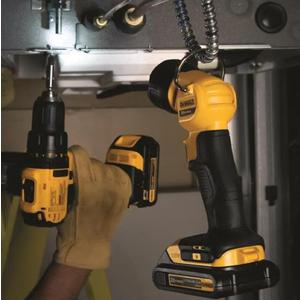 Dewalt Linterna A Led 20 V (sin Incluye Bateria Sin Cargador)